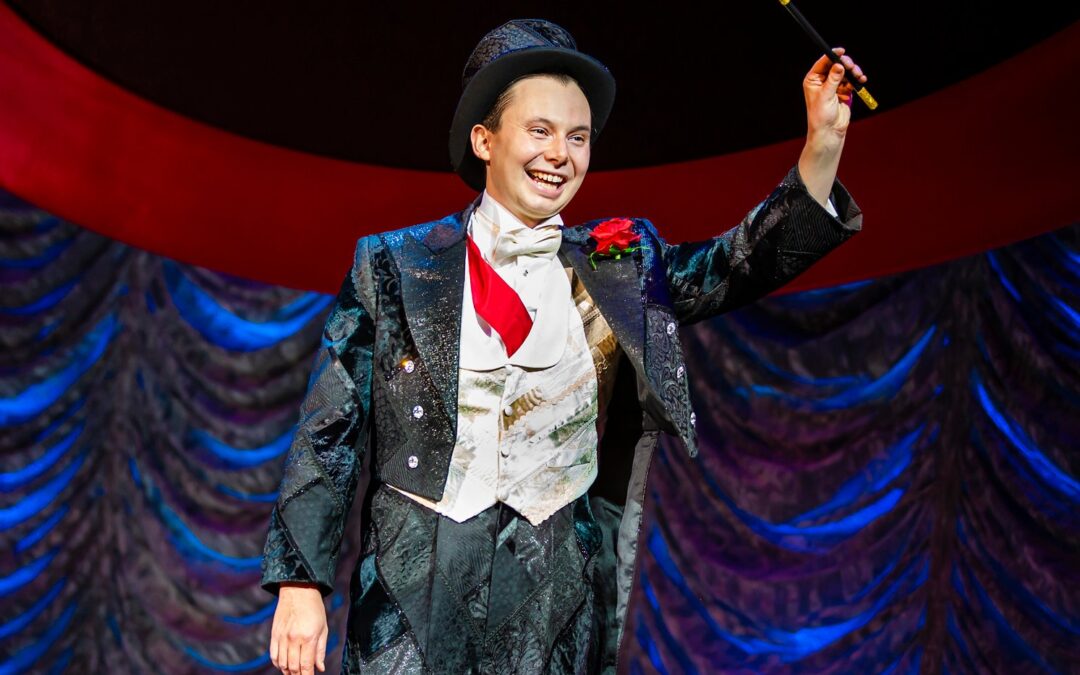 Magic Goes Wrong (UK Tour) Review